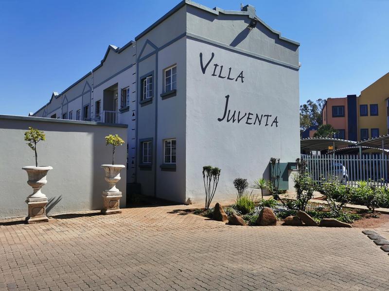 To Let 3 Bedroom Property for Rent in Kannoniers Park North West